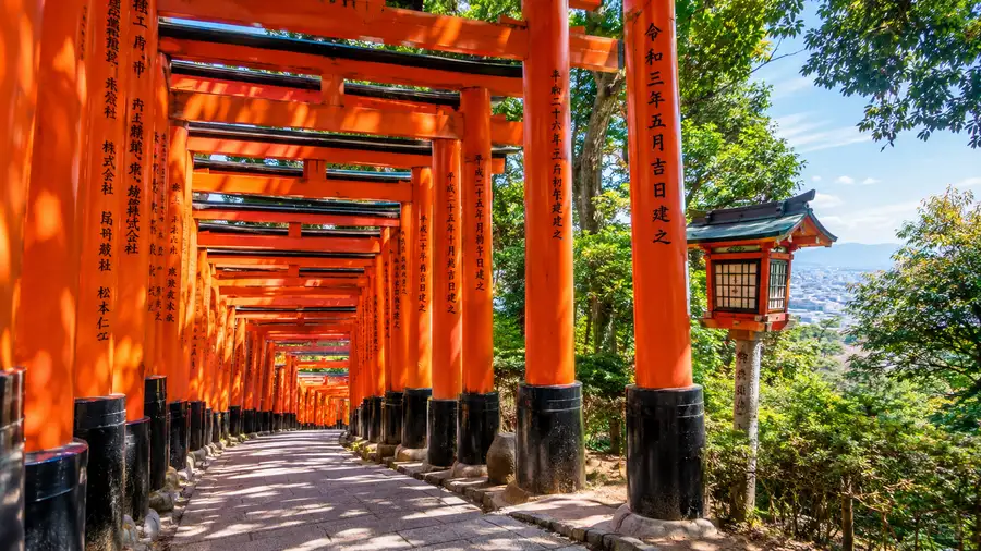Hiking Mount Inari: The Fushimi Inari Taisha Trail
