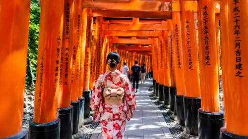 Enter the Senbon Torii